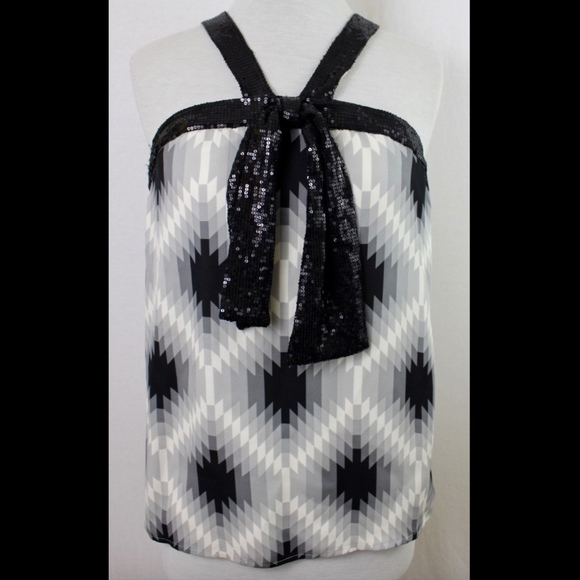 Tory Burch Tops - Tory Burch Gray Black Geometric Sequin Silk Sz 6